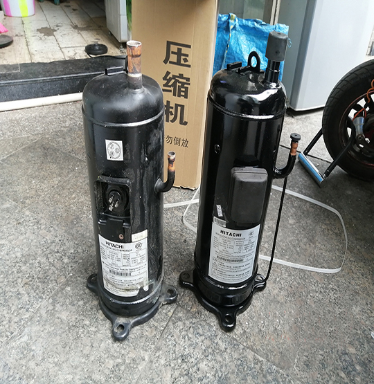 乌伊岭中央空调压缩机的更换维修